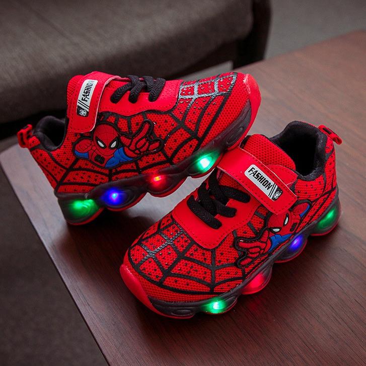 Tênis infantil Homem-Aranha Calçados infantis LED Meninos Meninas bebê sapato infantil Leve e macio