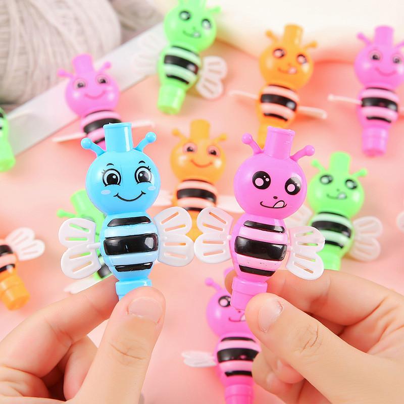 Abelha apito crianças dos desenhos animados apito pequeno brinquedo pequeno apito brinquedo educativo