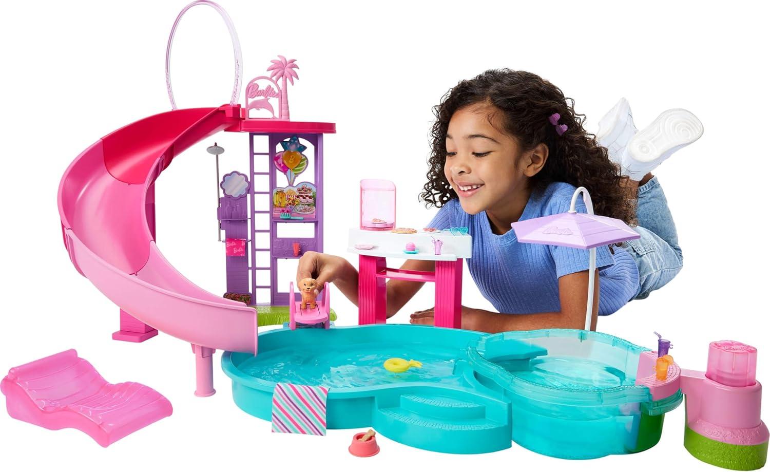 Barbie Piscina dos Sonhos, Conjunto com 6 Áreas de Brincar e Mais de 20 Acessórios Para Histórias de Verão e Diversão Criativa com Água.