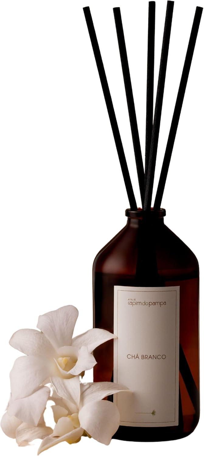Difusor de Aroma, Chá Branco, Vidro Âmbar, 230ml, Fragrância Cítrica e Elegante, com 5 Varetas de Fibra de Algodão