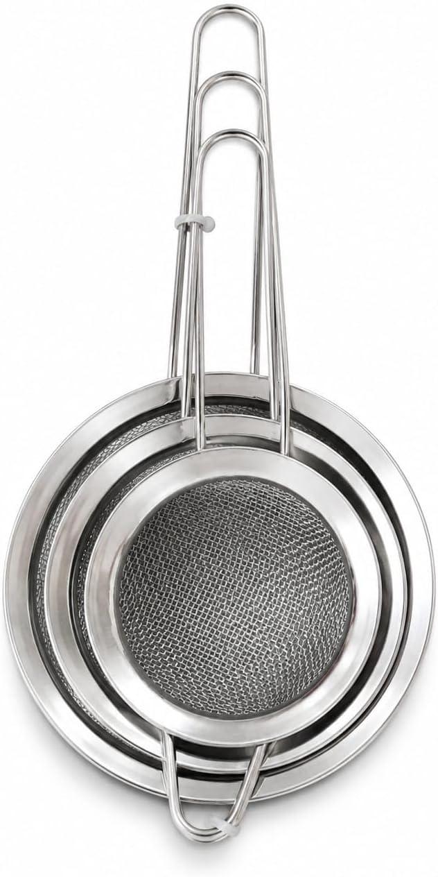 Kit 3 Peneiras de Inox, Malha Fina, Cabo Longo, Tamanhos Pequena, Média e Grande, Ideal para Cozinha