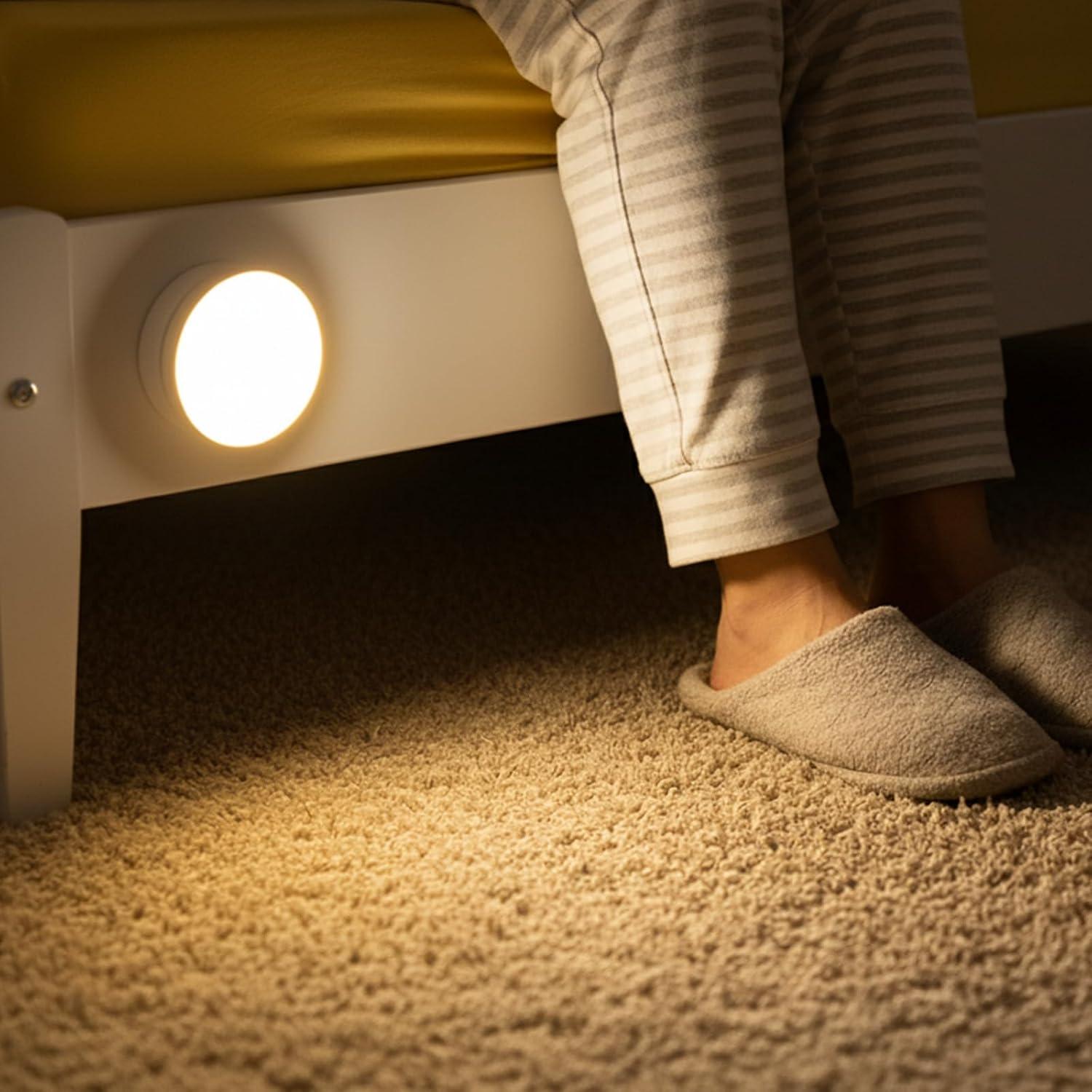 Luminária LED Recarregável Sem Fio 360° Magnética com Sensor de Movimento, Luz Noturna Automática para Quarto, Corredor, Banheiro e Mesa de Cabeceira (Branco Quente)