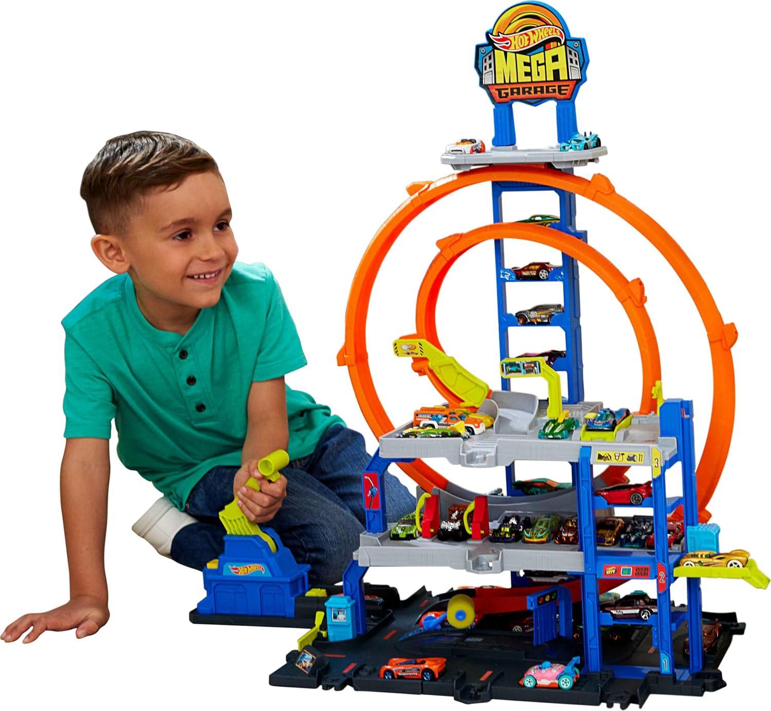 Kit Pista Hot Wheels Mega Garagem Mattel. Conjunto com elevador e estacionamento para vários veículos. Diversão e corridas para crianças a partir de 4 anos.